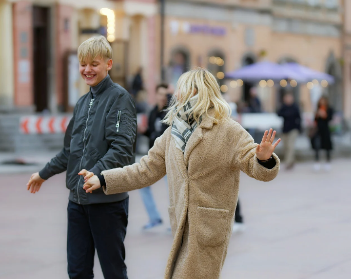 Effortless Street Style: Urban Fashion Tips